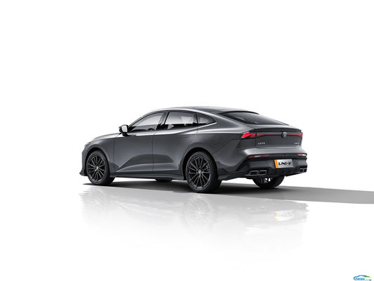 Left Steering Changan UNI-V 2024 1.5T Gasoline Sedan Fuel Powered Vehicle